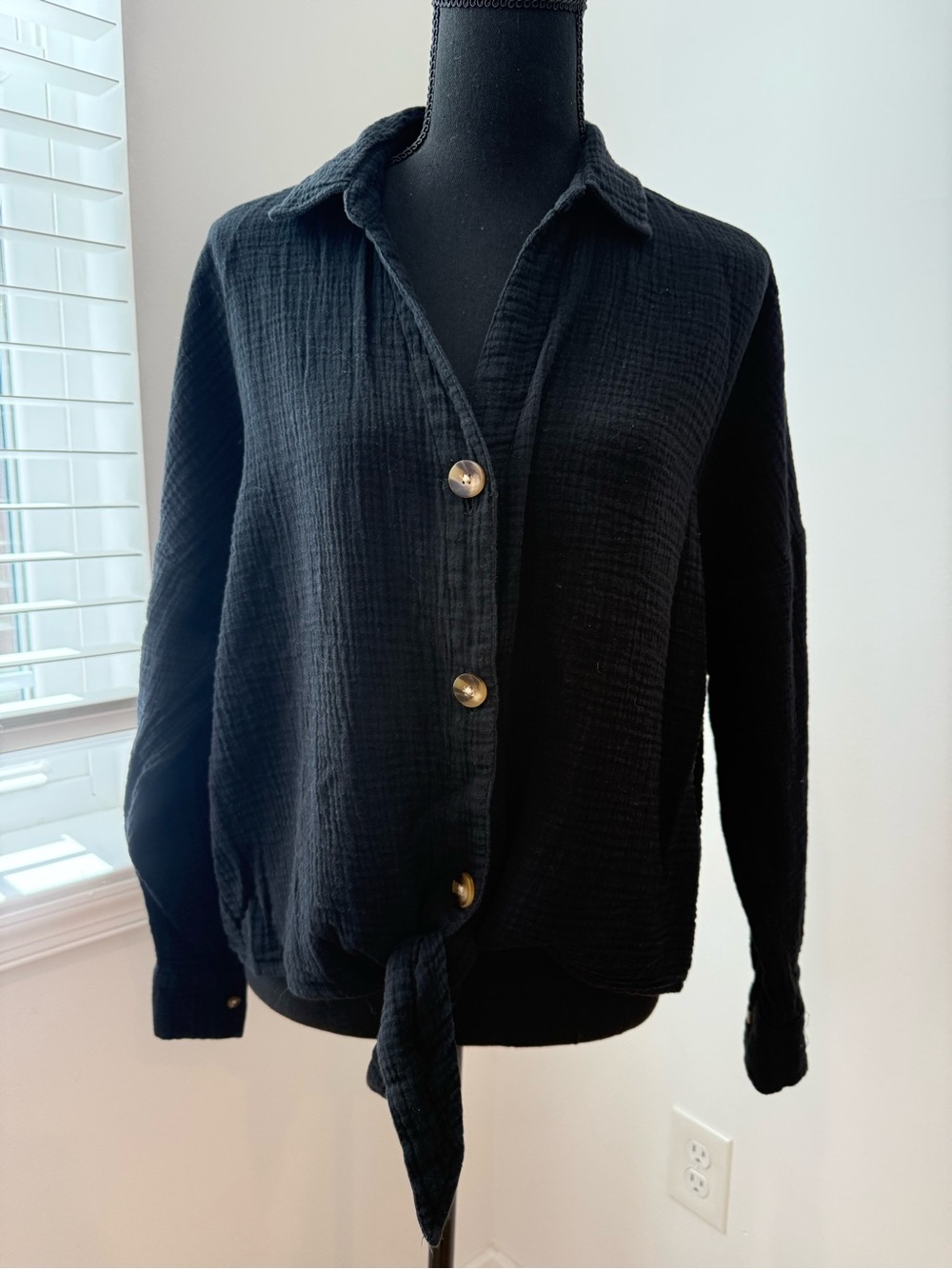 LOFT Outlet Lounge Black Gauze Tie-Front Button Shirt | Size Medium